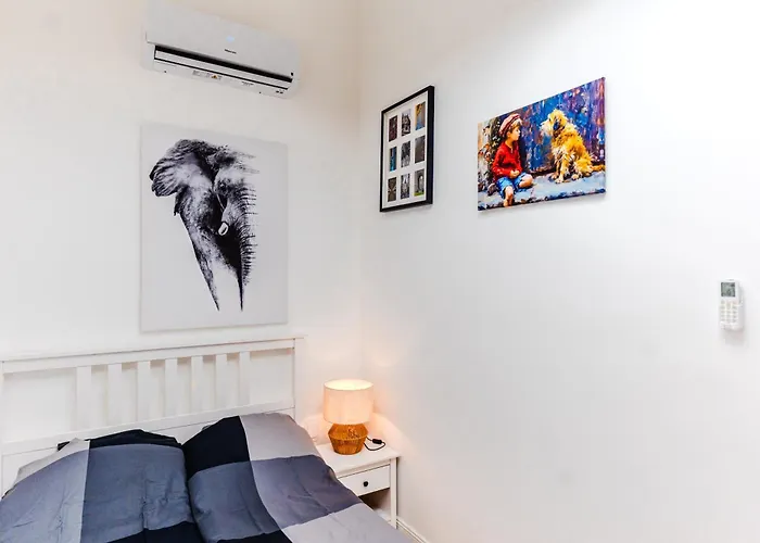 2 Bedrooms And 1 Living Room Your Modern Home In Budapest