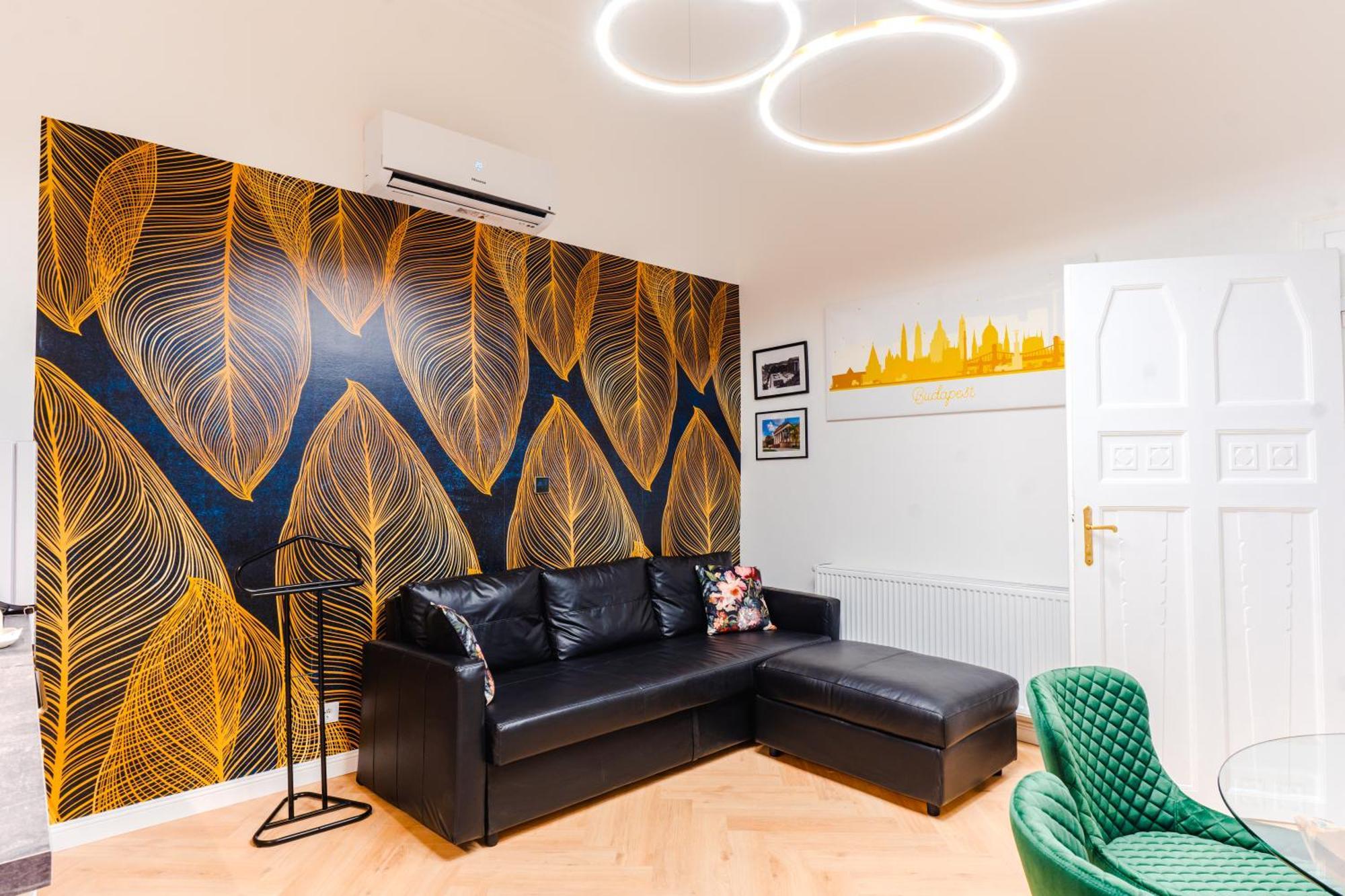 2 Bedrooms And 1 Living Your Modern In Budapest