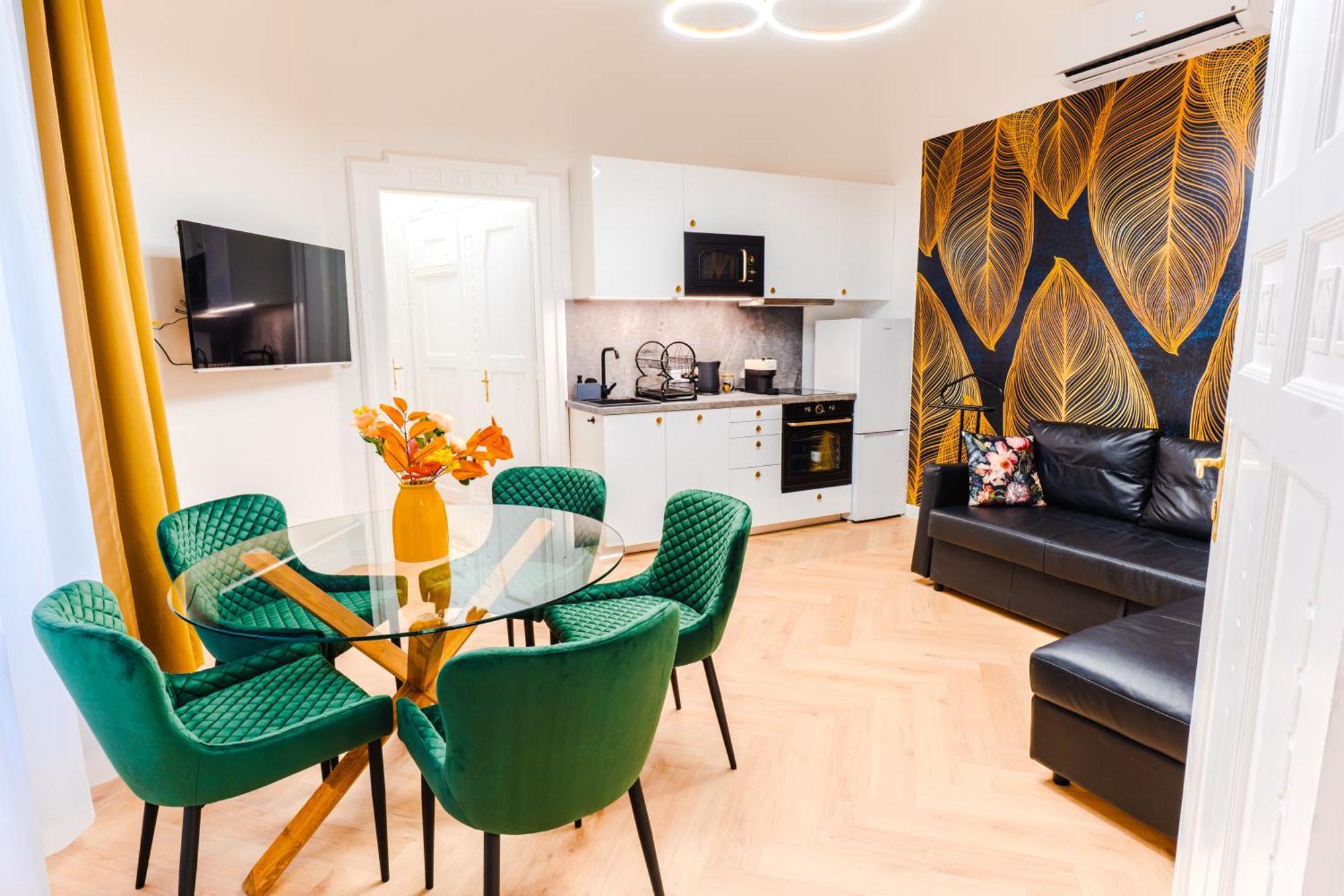 2 Bedrooms And 1 Living Your Modern In *
