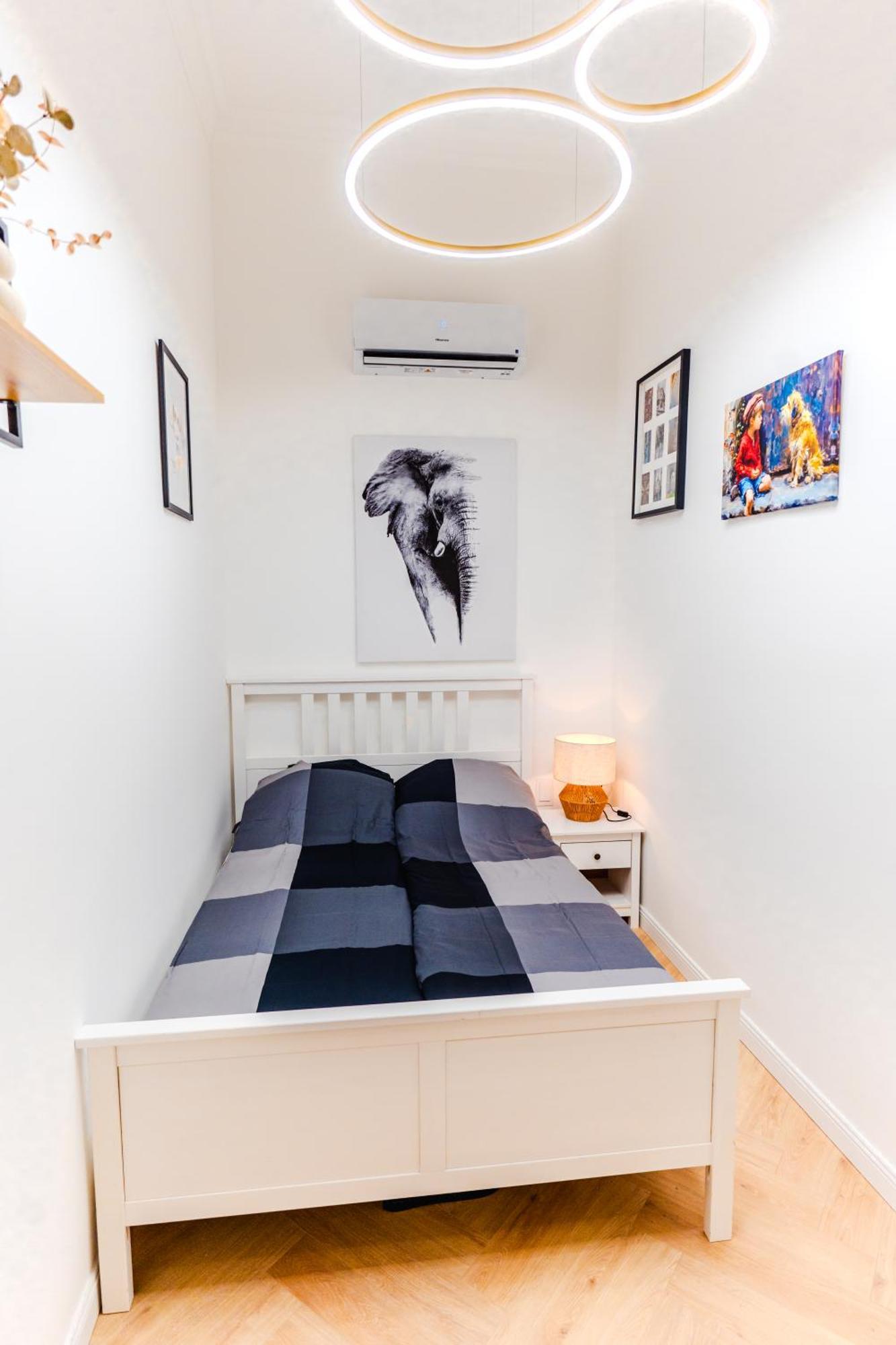2 Bedrooms And 1 Living Your Modern In Budapest