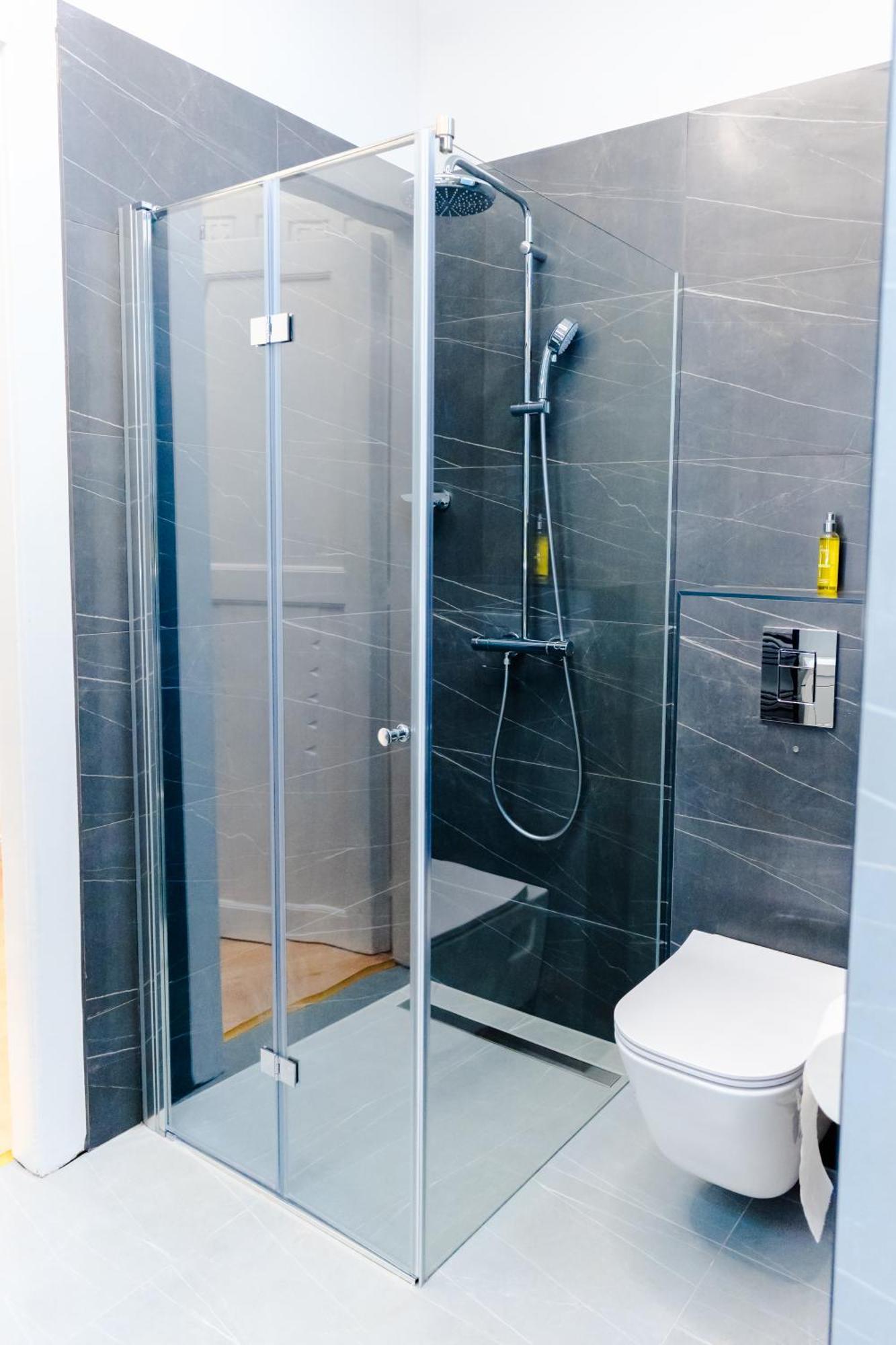 2 Bedrooms And 1 Living Your Modern In Apartment Budapest