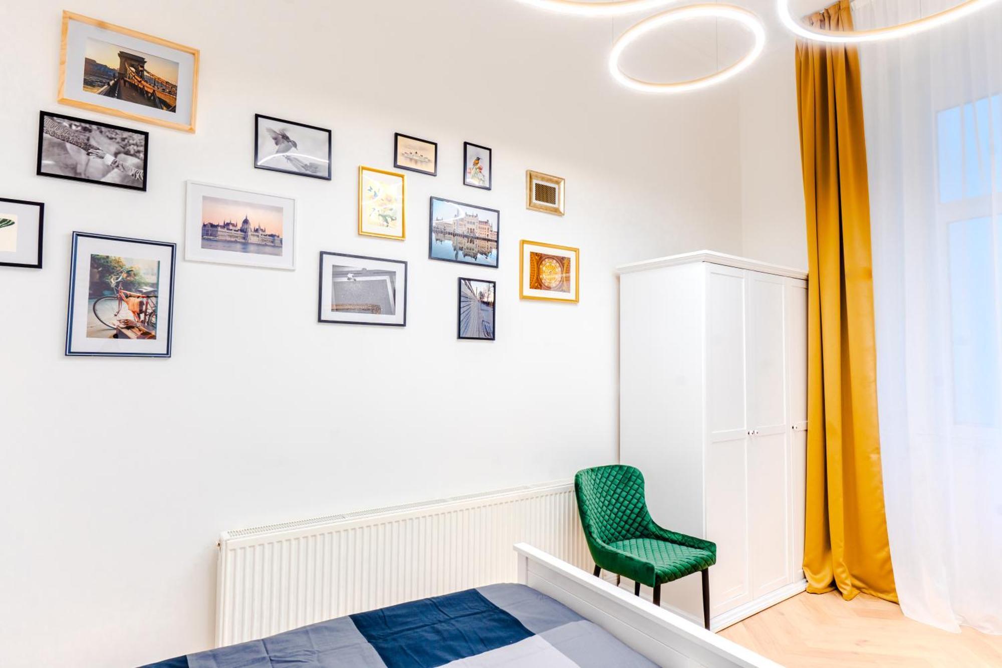 2 Bedrooms And 1 Living Your Modern In *