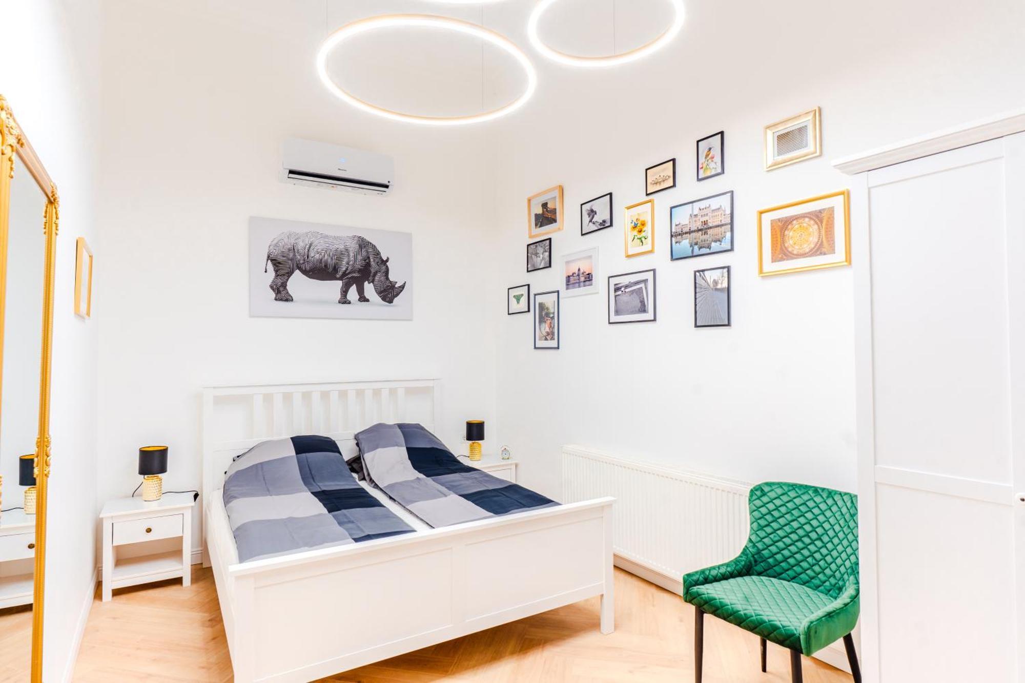 Apartment 2 Bedrooms And 1 Living Your Modern In