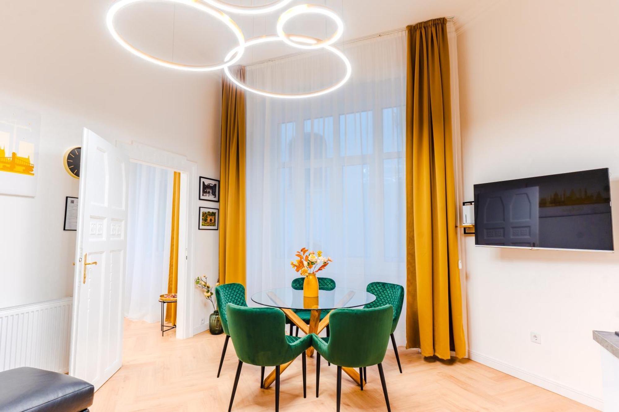 2 Bedrooms And 1 Living Your Modern In *