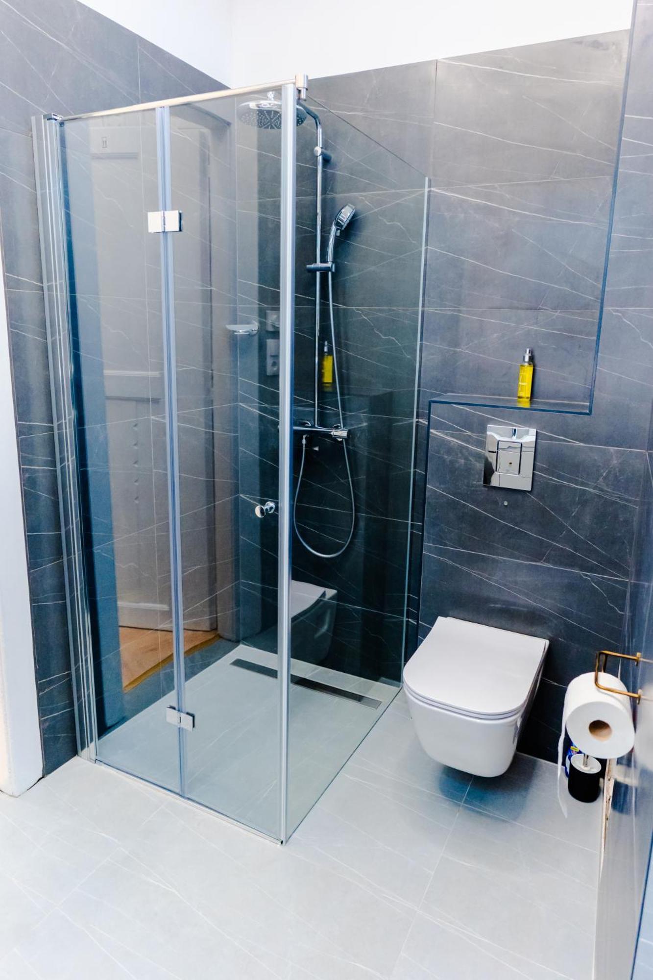 Апартаменти 2 Bedrooms And 1 Living Your Modern In *