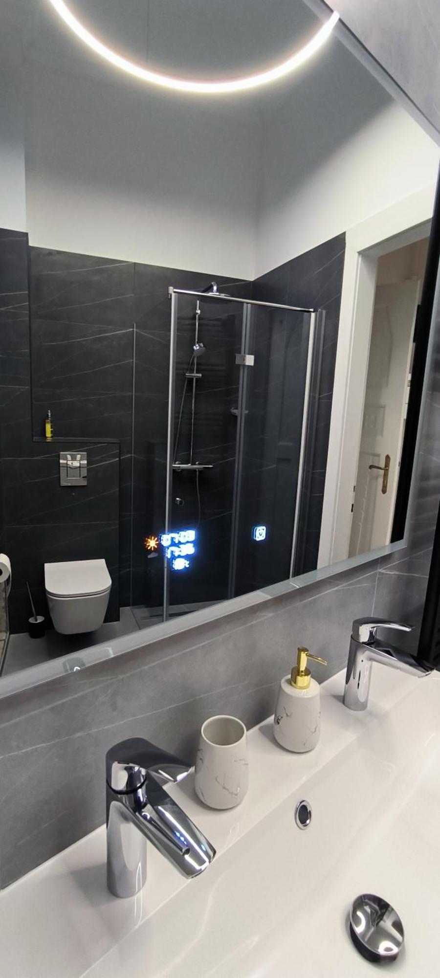 2 Bedrooms And 1 Living Your Modern In Будапешт