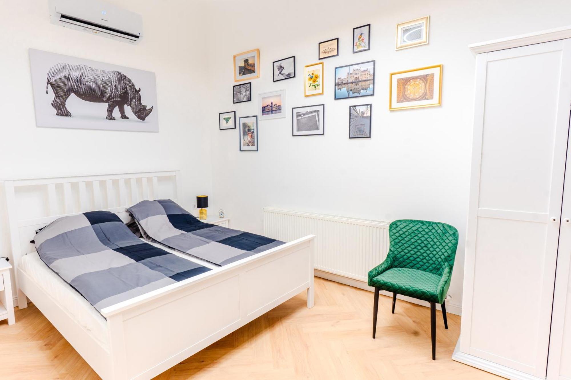 2 Bedrooms And 1 Living Your Modern In * Будапешт